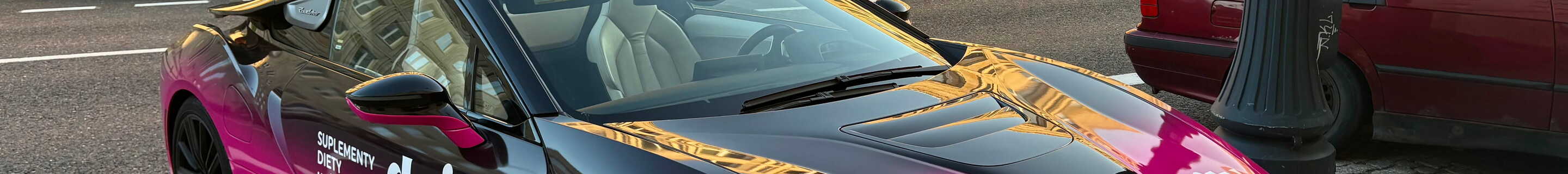 BMW i8 Roadster