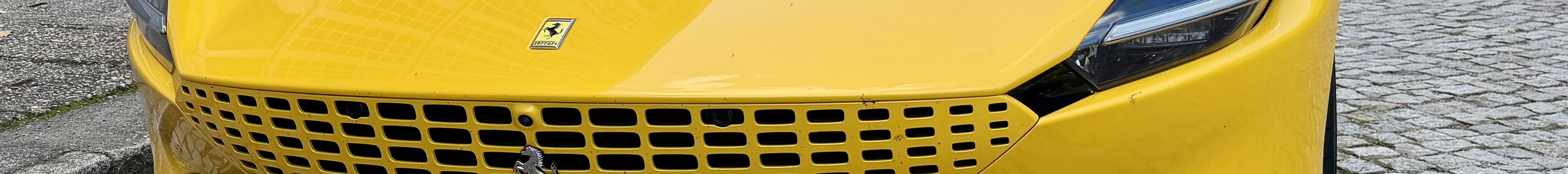 Ferrari Roma Spider