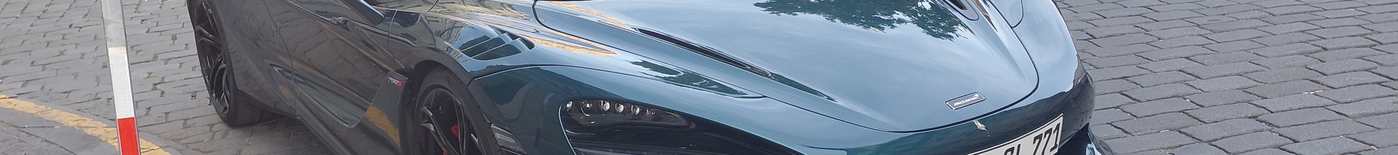 McLaren 750S Spider