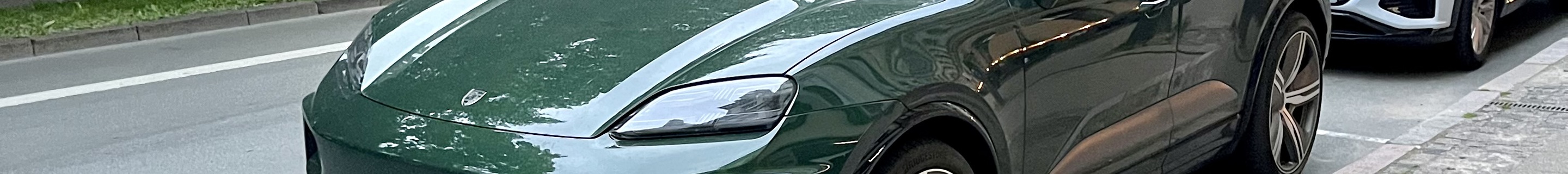 Porsche Macan EV Turbo