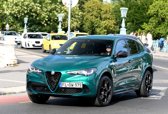 Alfa Romeo Stelvio Quadrifoglio 2023