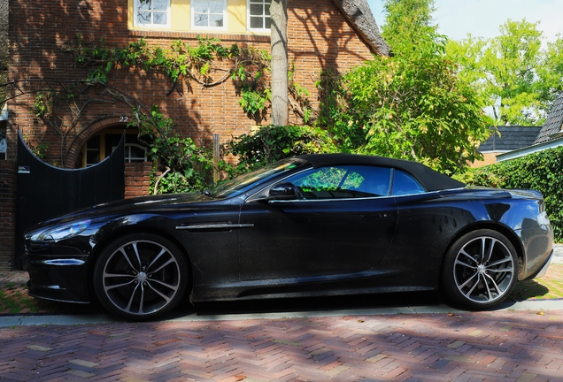 Aston Martin DBS Volante