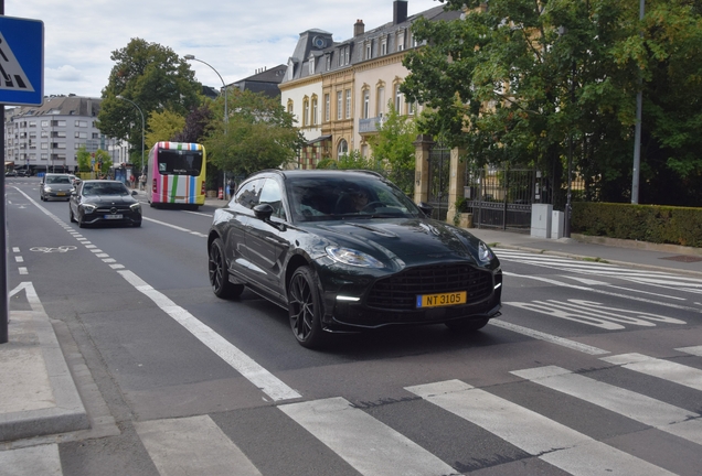 Aston Martin DBX707