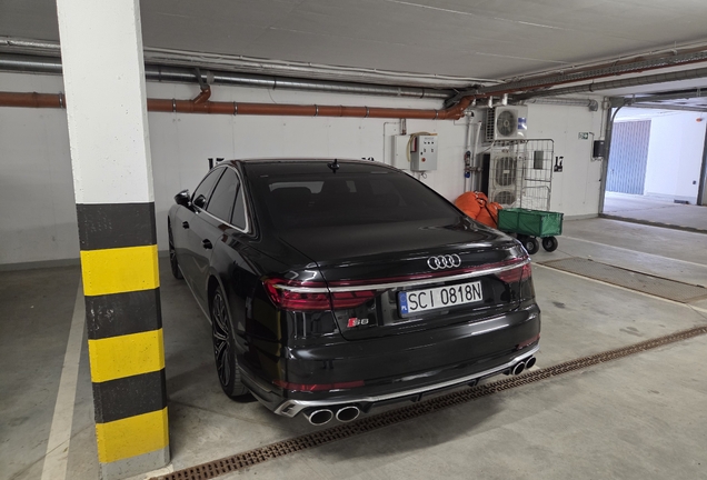 Audi S8 D5