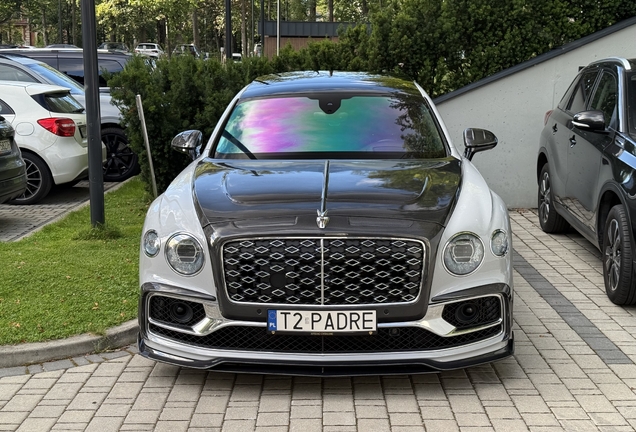 Bentley Flying Spur V8 2022 Mulliner Phoenix Design