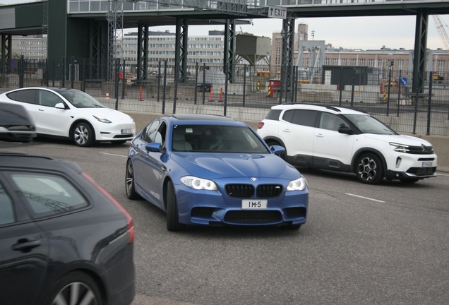 BMW M5 F10 2011