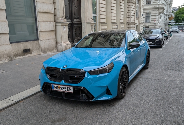BMW M5 G90