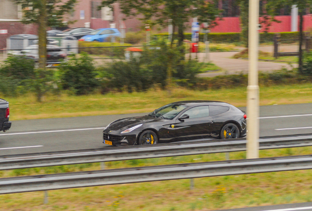 Ferrari FF