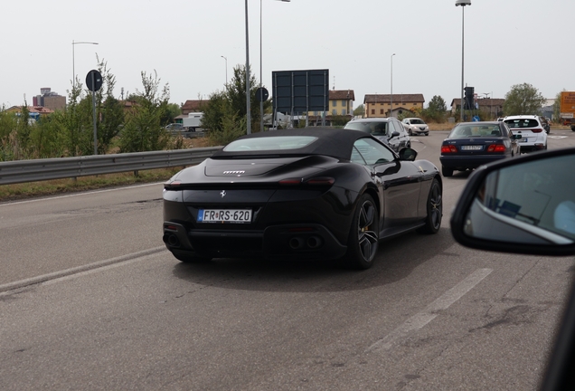 Ferrari Roma Spider
