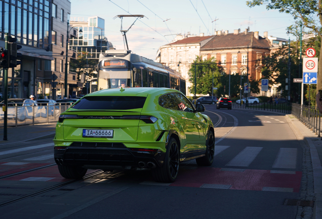 Lamborghini Urus S
