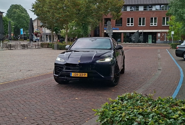 Lamborghini Urus SE