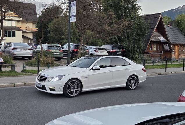 Mercedes-Benz E 63 AMG W212