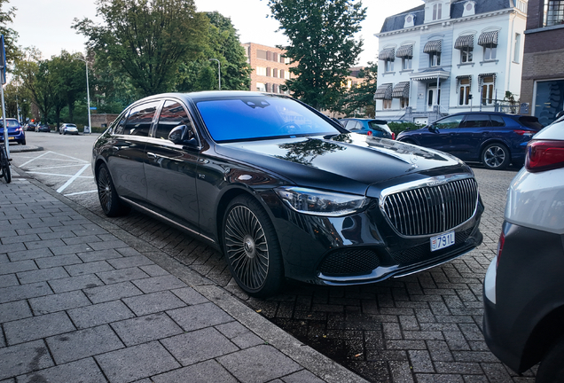 Mercedes-Maybach S 680 X223