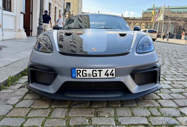 Porsche 718 Cayman GT4 RS Weissach Package