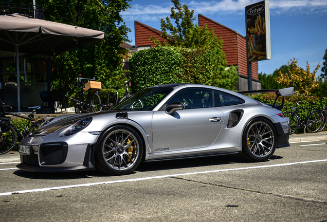 Porsche 991 GT2 RS Weissach Package