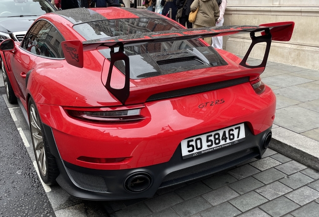 Porsche 991 GT2 RS Weissach Package