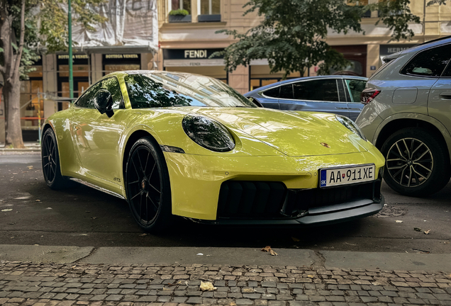 Porsche 992 Carrera 4 GTS MkII