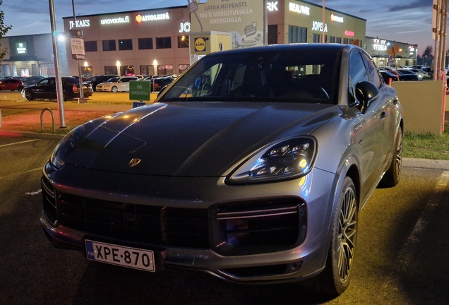 Porsche Cayenne Coupé Turbo S E-Hybrid