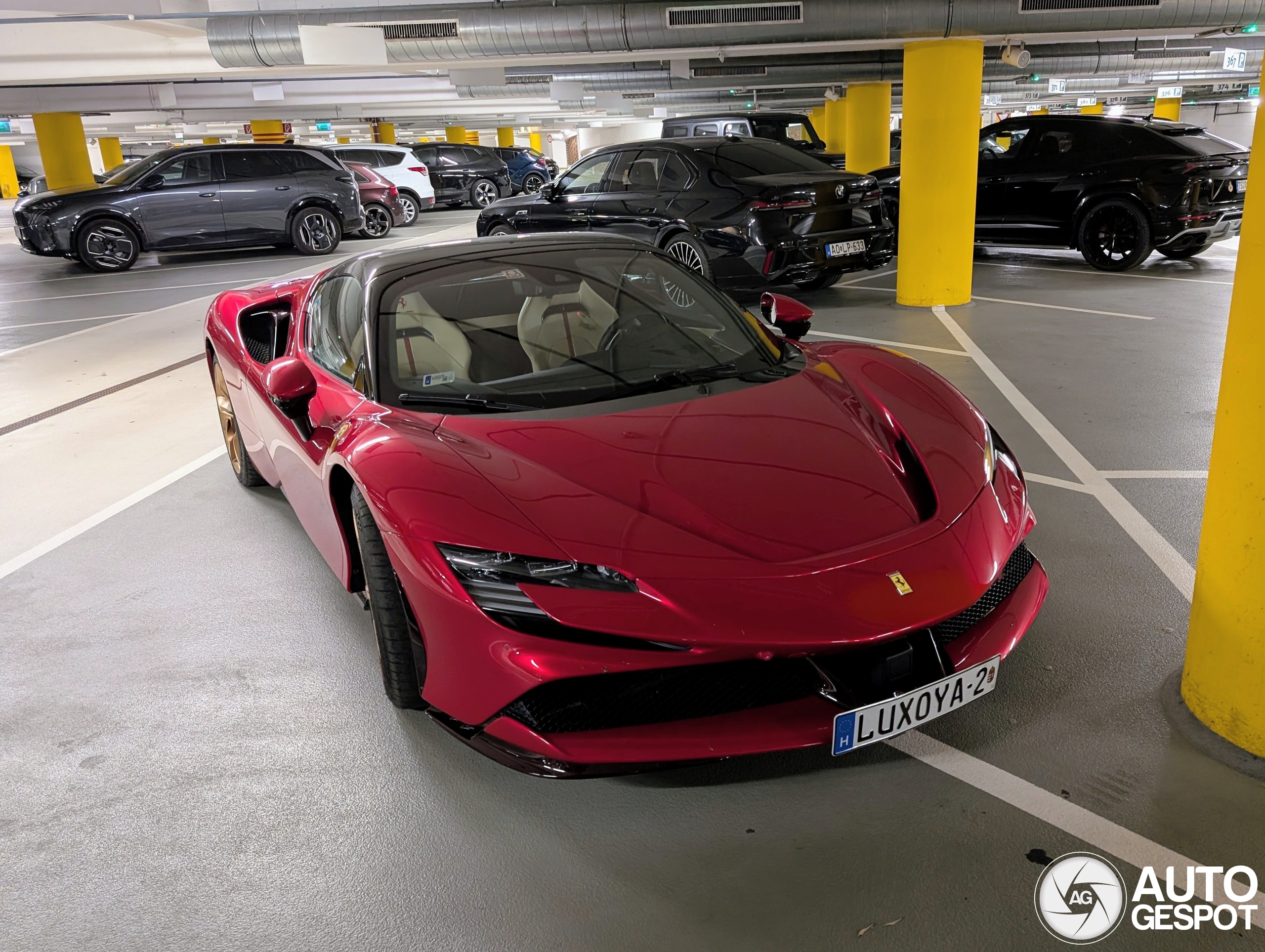 Ferrari SF90 Spider