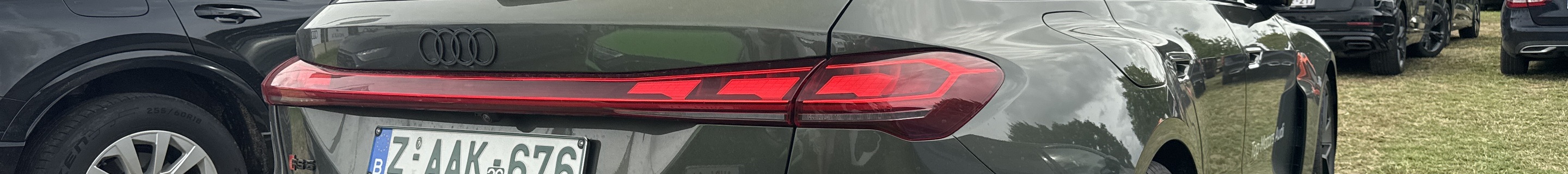 Audi RS5 Avant B10