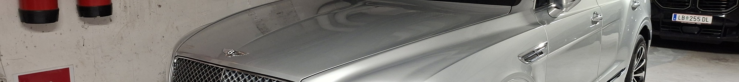 Bentley Bentayga V8 2021