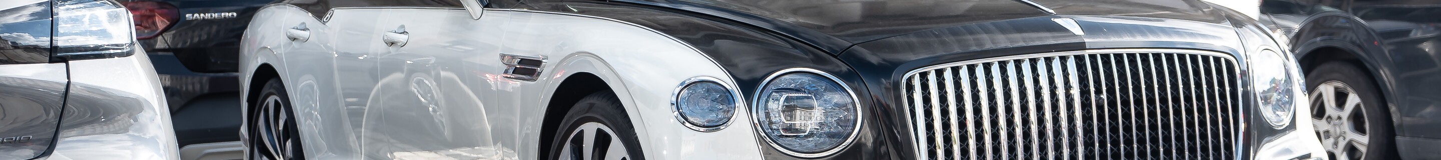 Bentley Flying Spur V8 Azure