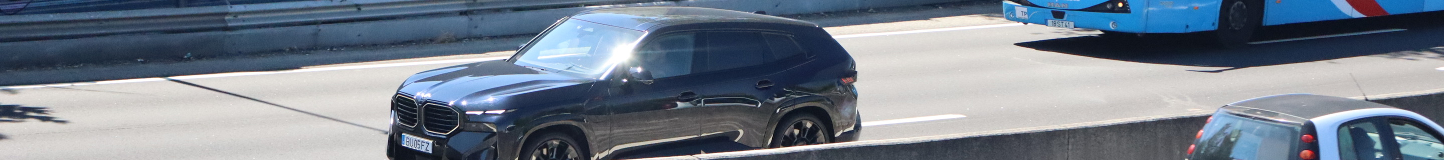 BMW XM G09