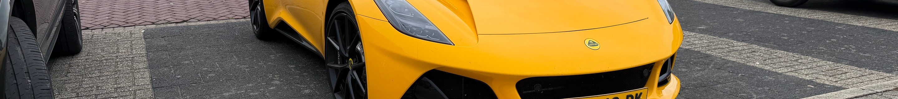 Lotus Emira