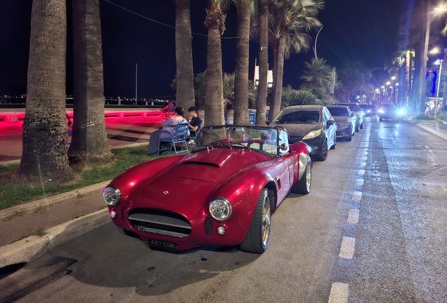 AC Cobra 427