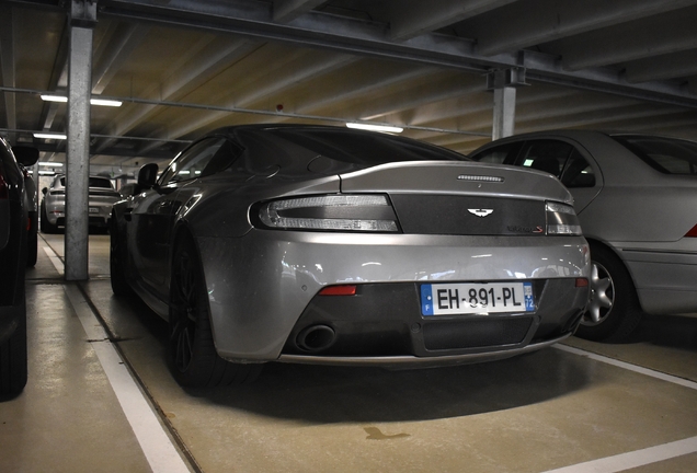 Aston Martin V12 Vantage S