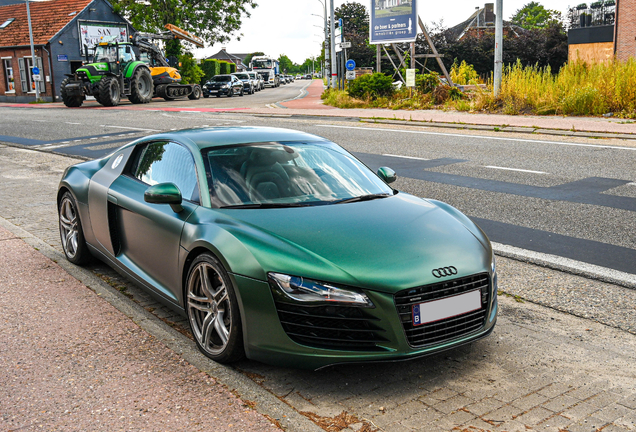 Audi R8