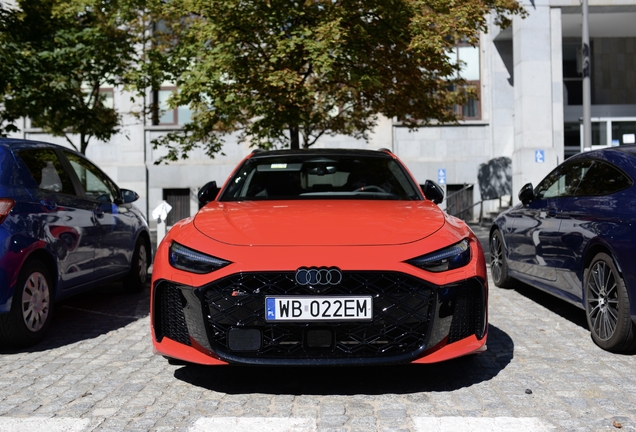 Audi RS5 Avant B10