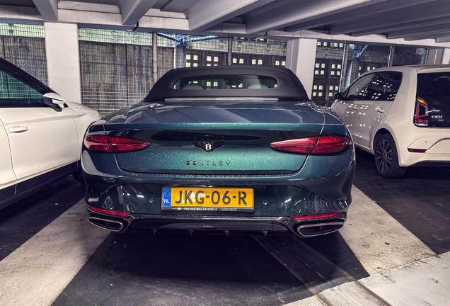 Bentley Continental GTC Black Edition 2025