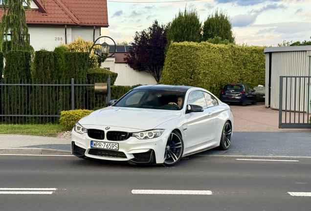 BMW M4 F82 Coupé