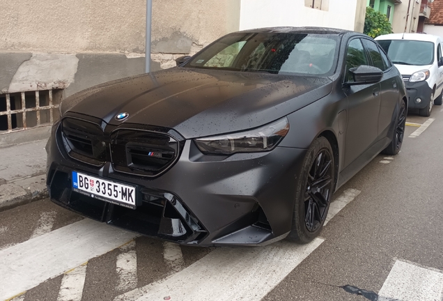 BMW M5 G90