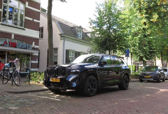 BMW XM G09
