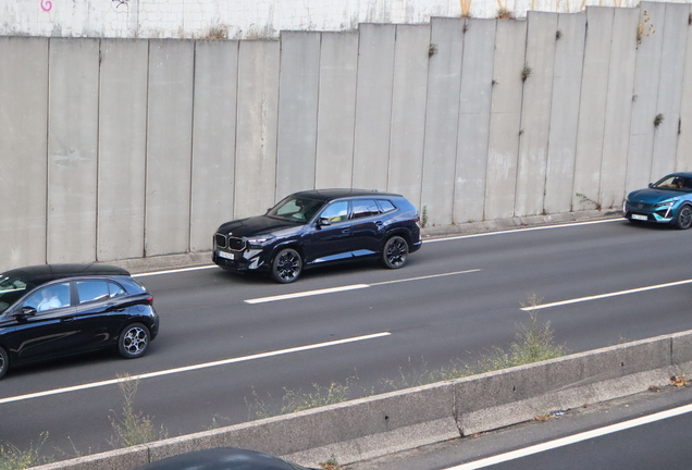 BMW XM G09
