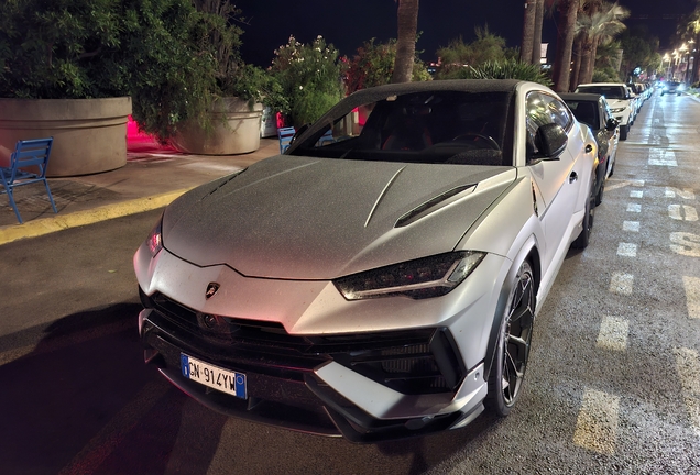 Lamborghini Urus Performante