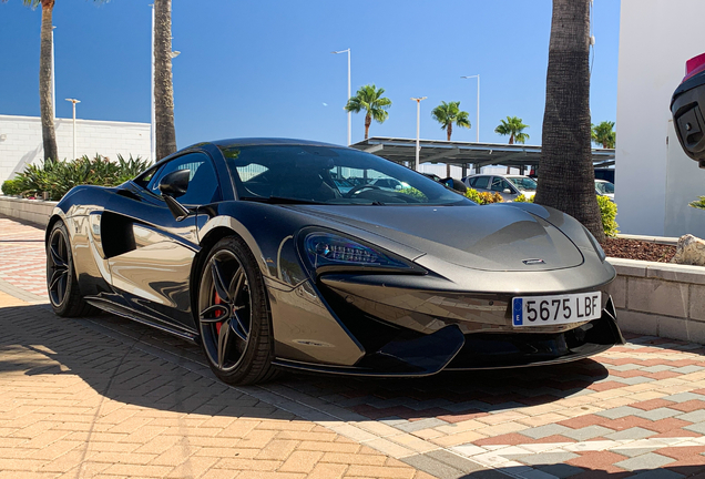 McLaren 570S