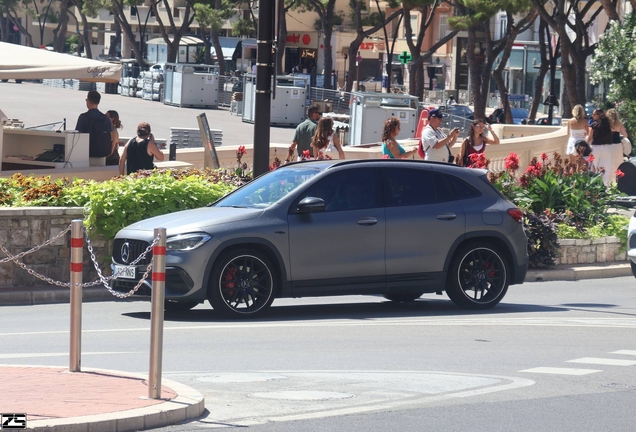 Mercedes-AMG GLA 45 S H247