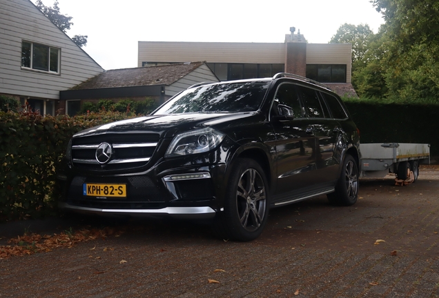 Mercedes-Benz GL 63 AMG X166