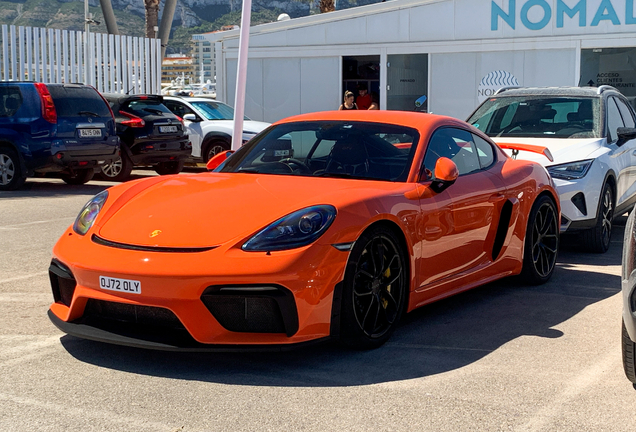 Porsche 718 Cayman GT4