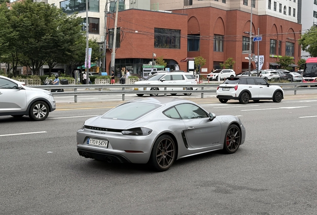 Porsche 718 Cayman GTS 4.0