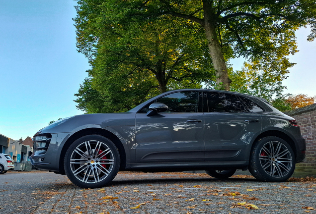Porsche 95B Macan Turbo MkI