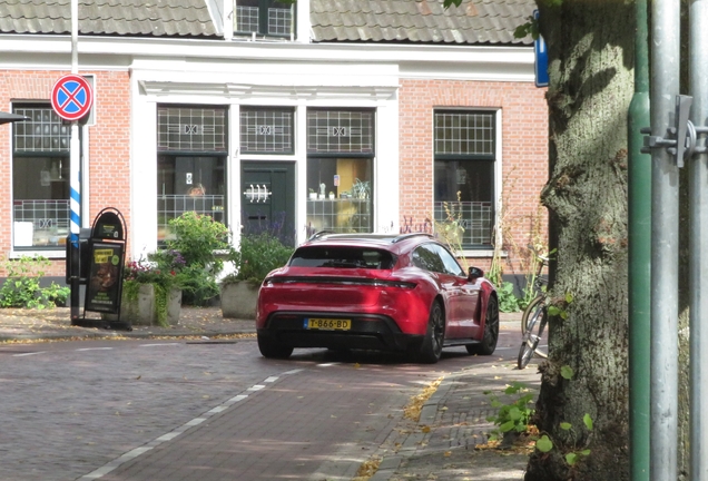 Porsche Taycan GTS Sport Turismo MkI
