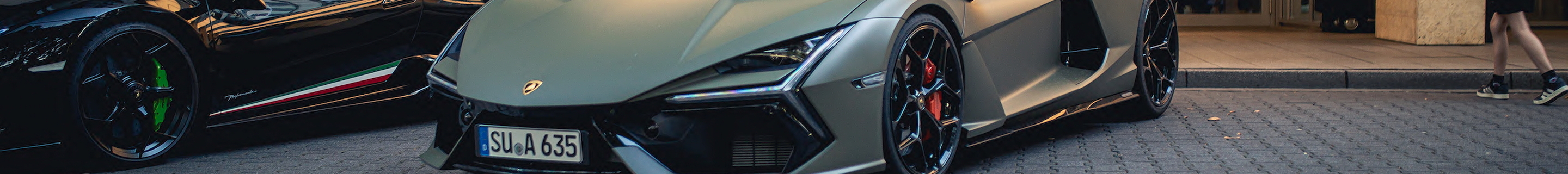 Lamborghini Revuelto