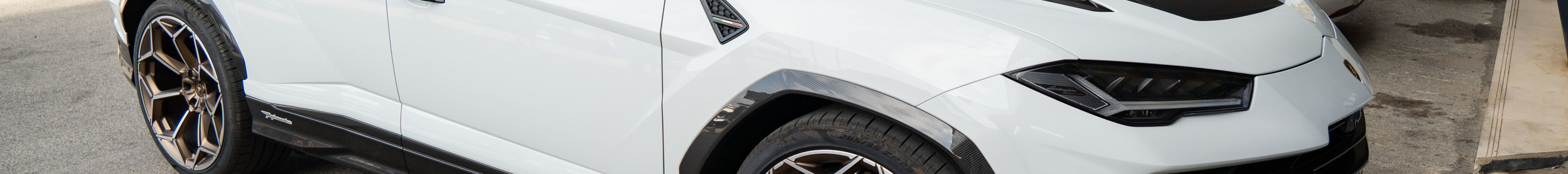 Lamborghini Urus Performante