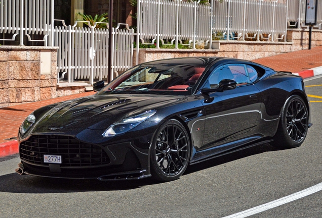 Aston Martin DB12 S