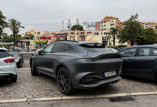 Aston Martin DBX