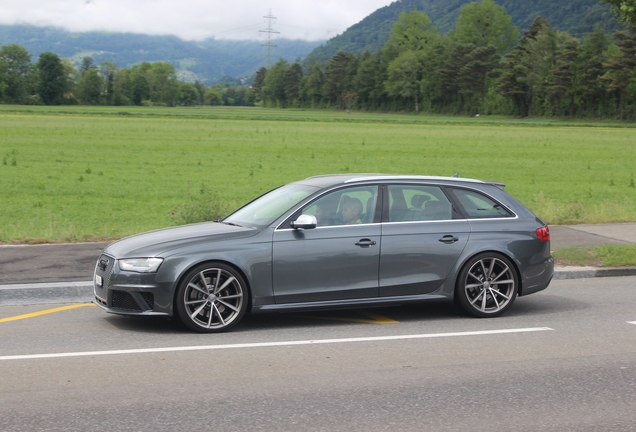 Audi RS4 Avant B8